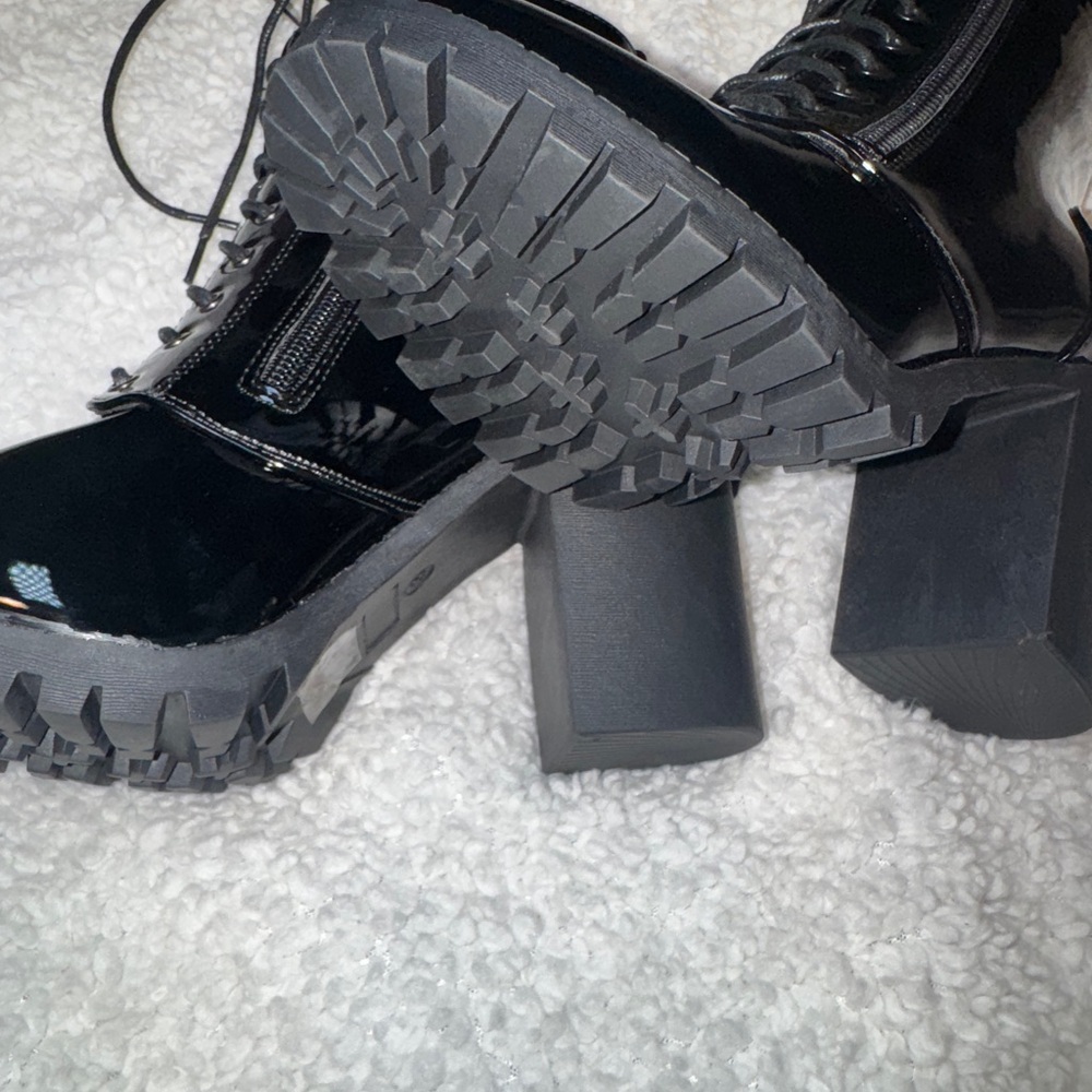 Fashion Nova Glossy Black Heeled Boots - Picture 5 of 5